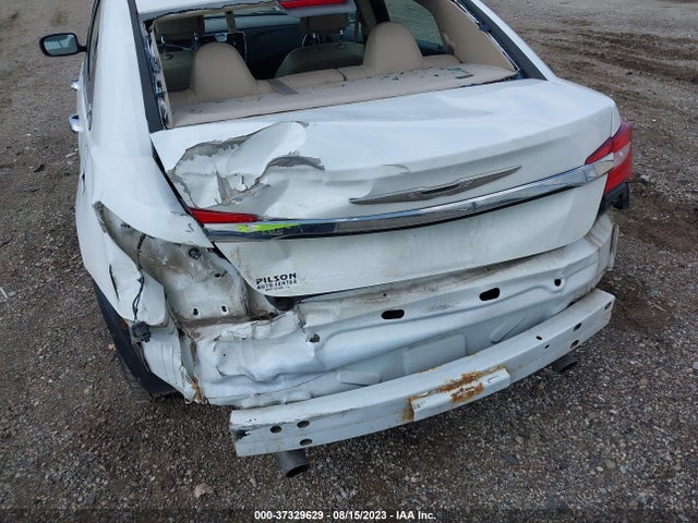 Chrysler 200 Limited 2014 1C3CCBCGXEN191515 Image 6