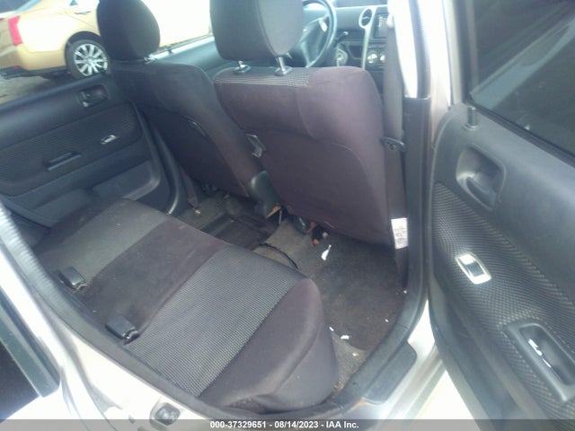 2004 SCION XB VIN: JTLKT324740161876