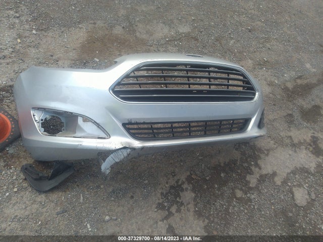 Ford FIESTA SE 2015 3FADP4EJXFM225611 Image 3