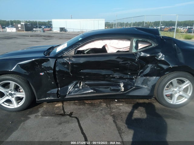Chevrolet Camaro 1lt 2018 1G1FB1RX5J0166180 Image 6