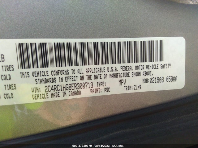 2C4RC1HG8ER300713 Chrysler Town & Country S