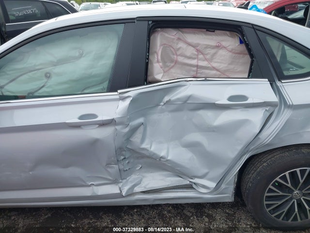 3VWE57BU5KM113097 Volkswagen JETTA SEL