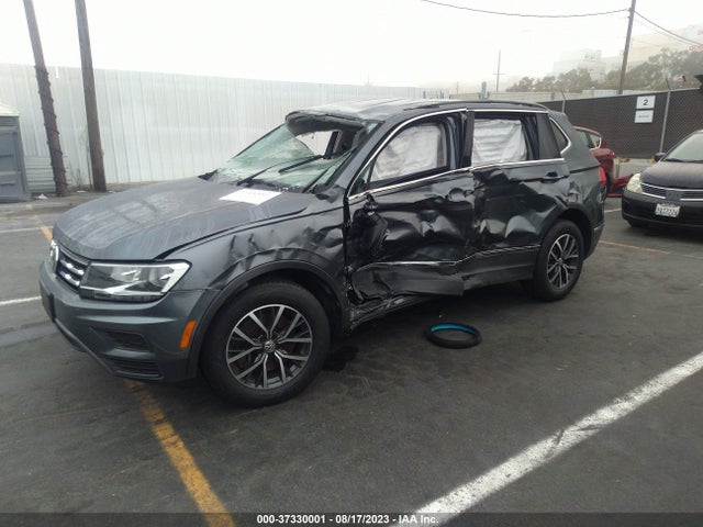 3VV3B7AX3LM065567 Volkswagen Tiguan Se/sel/se R-line Black