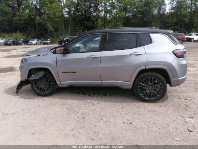 3C4NJDCB2NT107049 Jeep Compass High Altitude