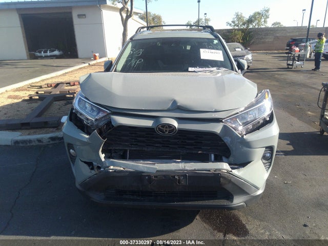 Toyota Rav4 Xle 2020 2T3W1RFV7LW084400 Image 4