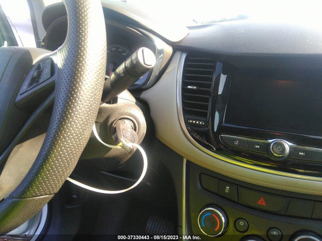 Chevrolet TRAX LS 2021 KL7CJKSB9MB310420 Image 11