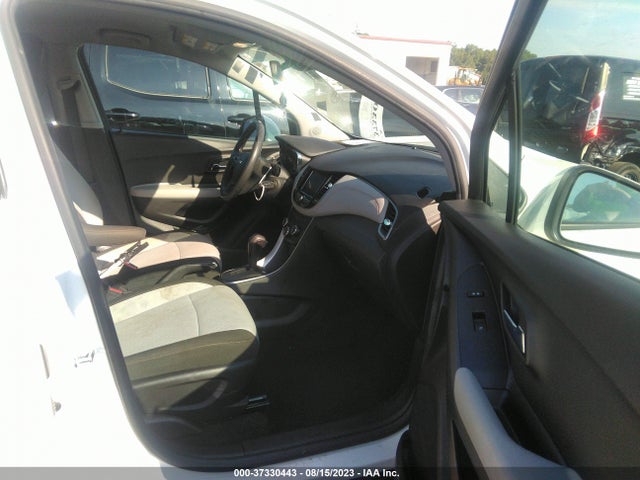 Chevrolet TRAX LS 2021 KL7CJKSB9MB310420 Image 5