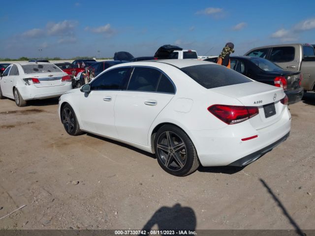 W1K3G4EBXMJ298685 Mercedes-Benz A-class A 220