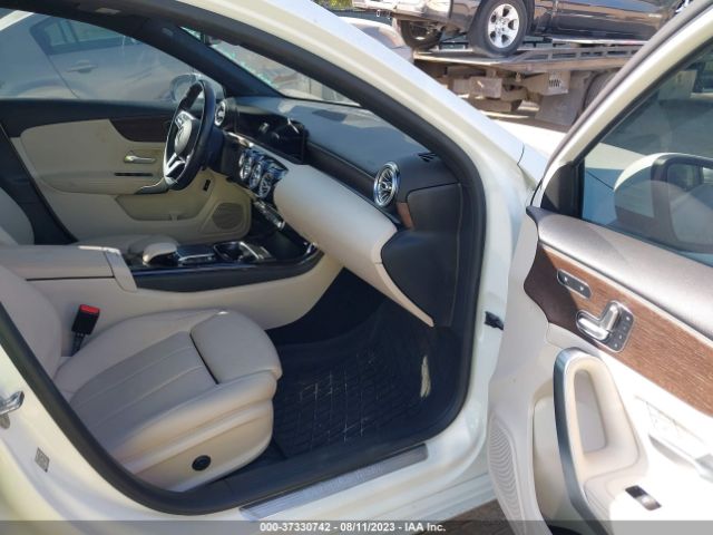 W1K3G4EBXMJ298685 Mercedes-Benz A-class A 220