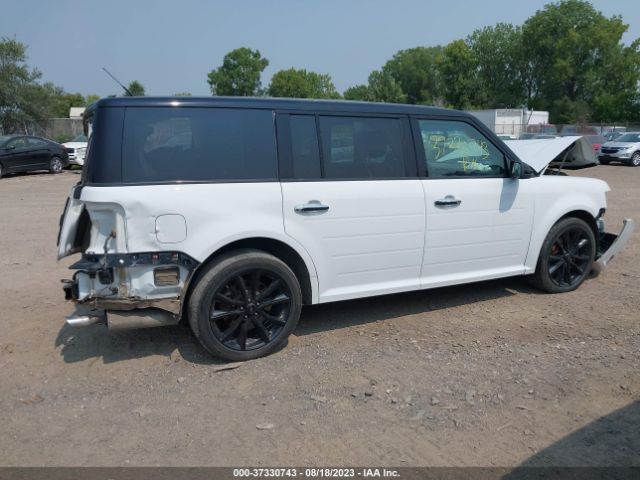 2FMHK6C80GBA12820 Ford FLEX SEL