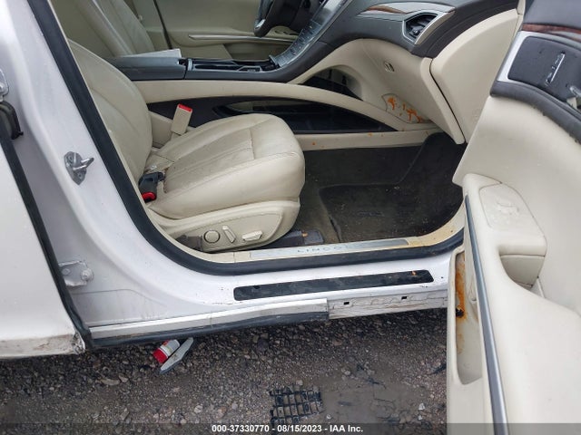 2015 LINCOLN MKZ HYBRID VIN: 3LN6L2LU0FR602476