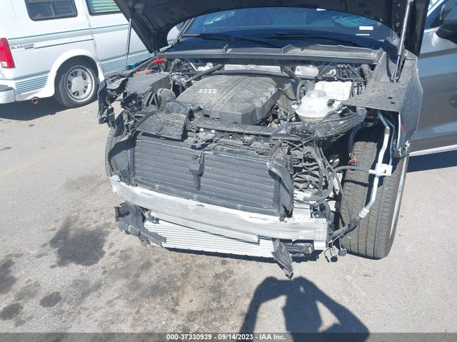 WA1EAAFYXN2091290 Audi Q5 S Line Premium Plus