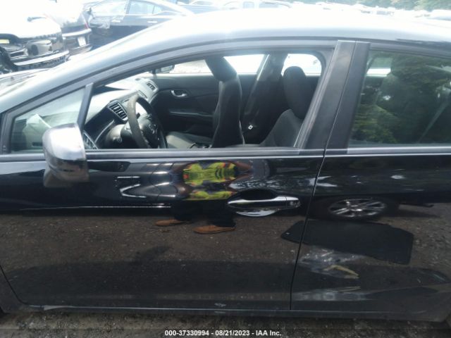 19XFB2F75FE224322 Honda Civic Sedan Se