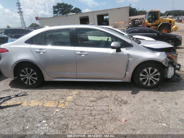 Toyota Corolla Hybrid Le 2022 JTDEAMDE6NJ044294 Image 12