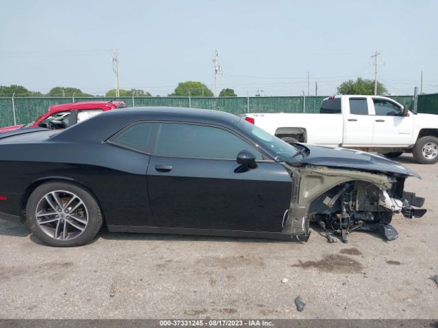 2C3CDZGG0KH583780 Dodge Challenger Sxt