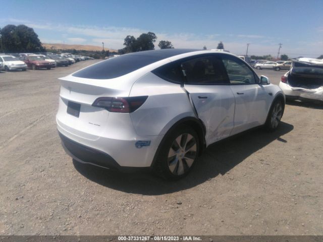 5YJYGDEE4LF028349 Tesla Model Y Long Range