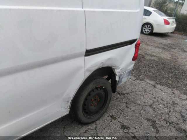3N6CM0KN3EK699650 Nissan NV200 SV