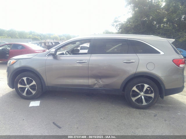 2016 KIA SORENTO EX VIN: 5XYPH4A13GG021399