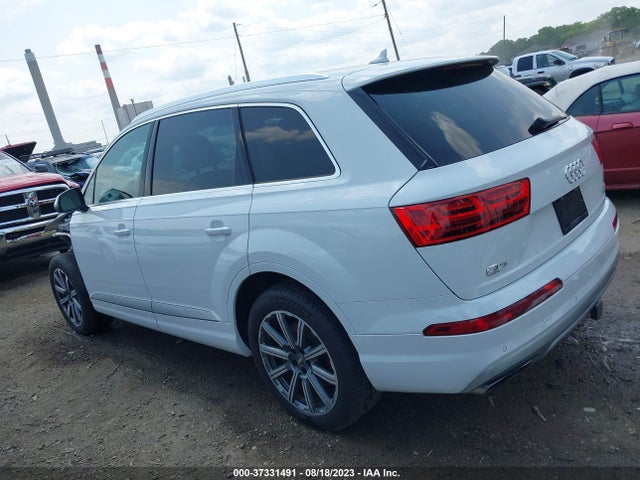WA1LAAF71HD055866 Audi Q7 Premium Plus