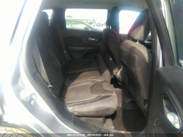 1C4PJLCBXFW747251 Jeep Cherokee Latitude