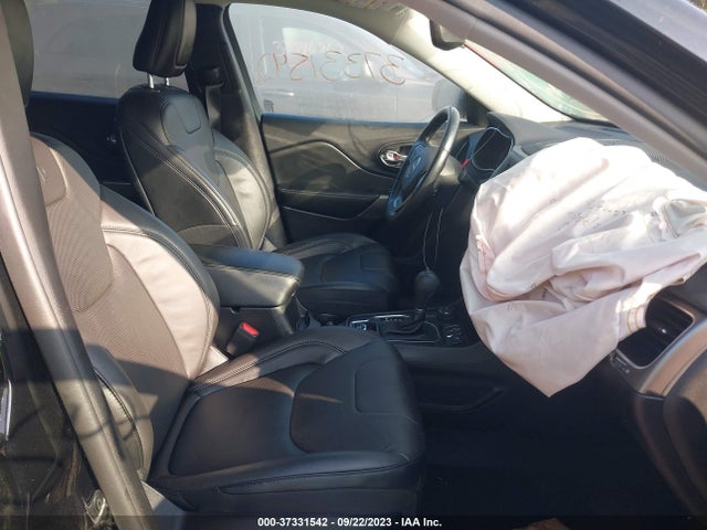 1C4PJMMX0MD210672 Jeep Cherokee Latitude Lux