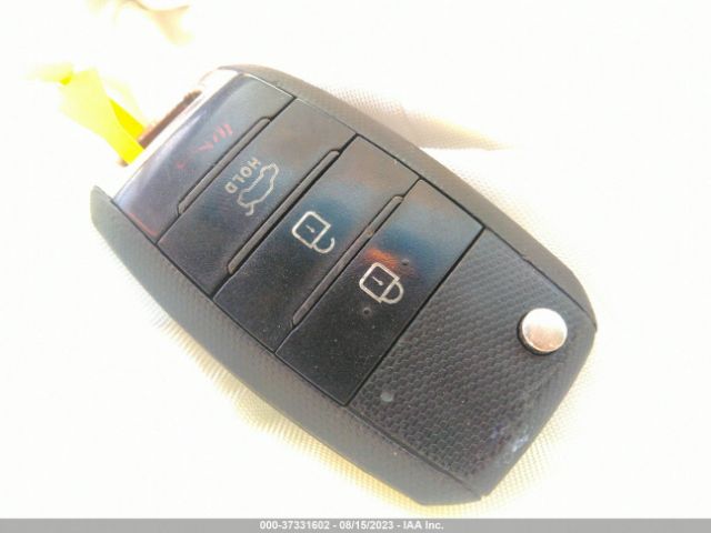 3KPFK4A7XJE238230 KIA FORTE LX