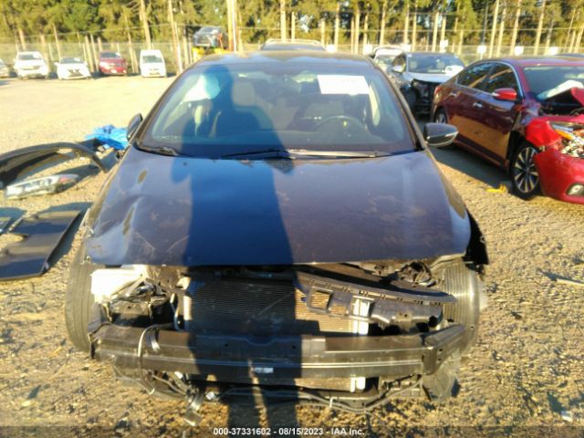 3KPFK4A7XJE238230 KIA FORTE LX
