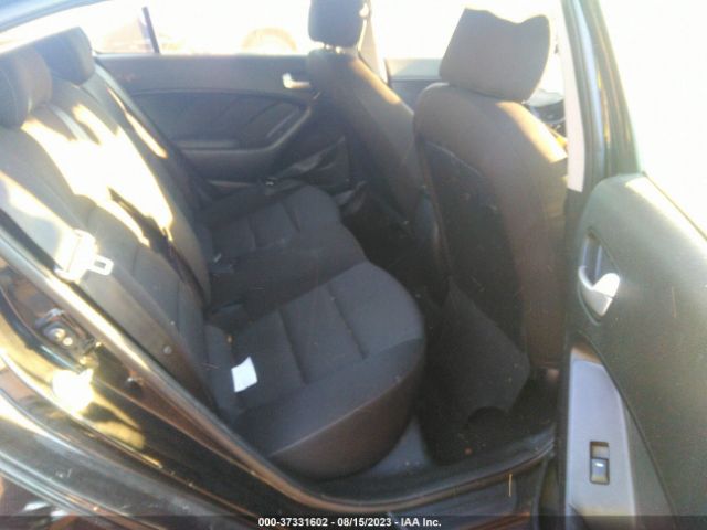 3KPFK4A7XJE238230 KIA FORTE LX