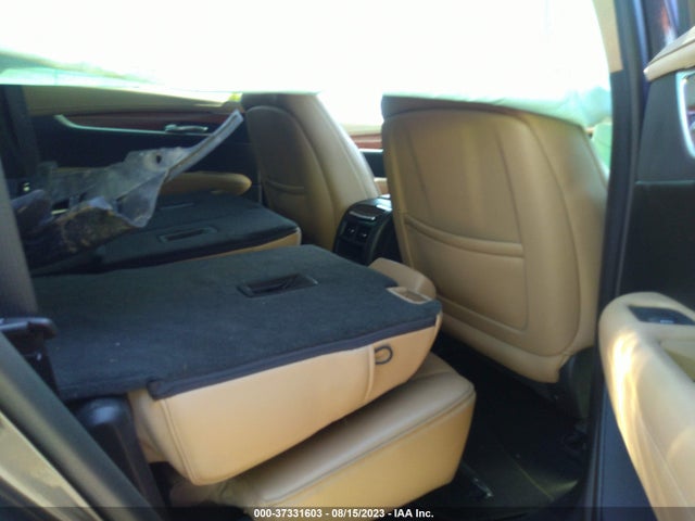 1GYKNFRS0HZ212559 Cadillac Xt5 Platinum Awd