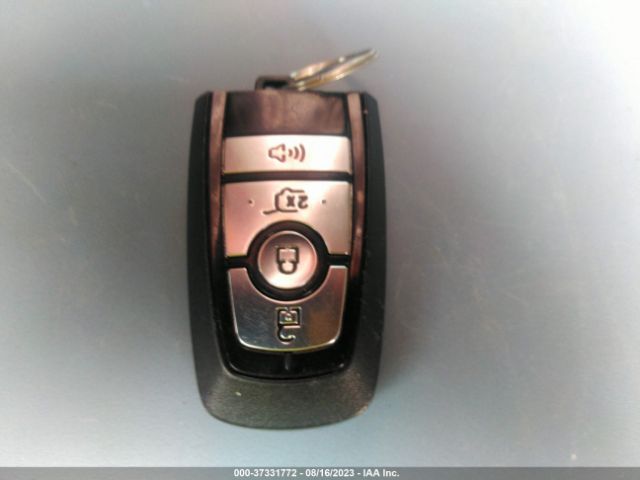 1FMJU1JT4JEA05001 Ford Expedition Xlt