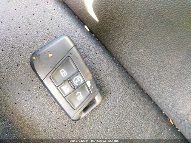 3VV3B7AX2NM049038 Volkswagen TIGUAN SE
