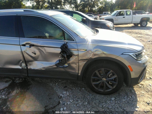 3VV3B7AX2NM049038 Volkswagen TIGUAN SE