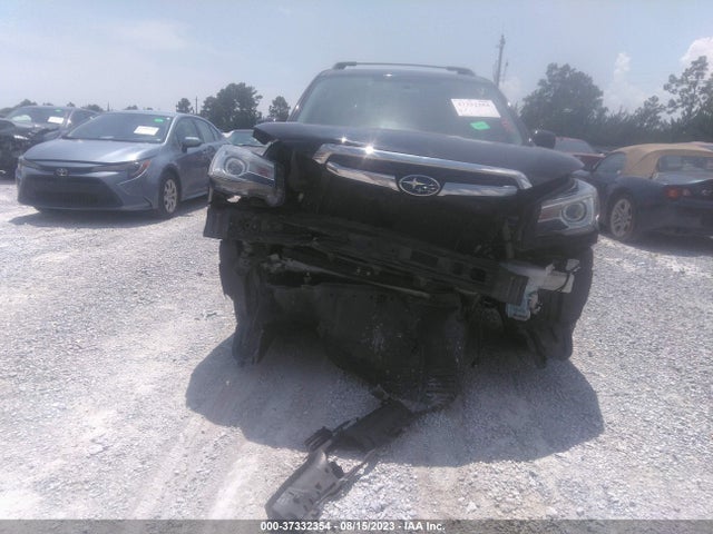 JF2SJARC2JH512646 Subaru Forester Limited