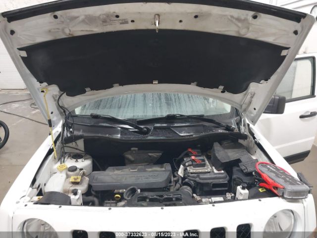 1C4NJRBB8HD127492 Jeep Patriot Sport
