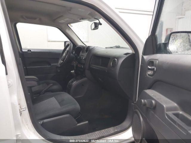 1C4NJRBB8HD127492 Jeep Patriot Sport