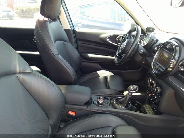 2017 MINI CLUBMAN COOPER VIN: WMWLU1C56H2C41947