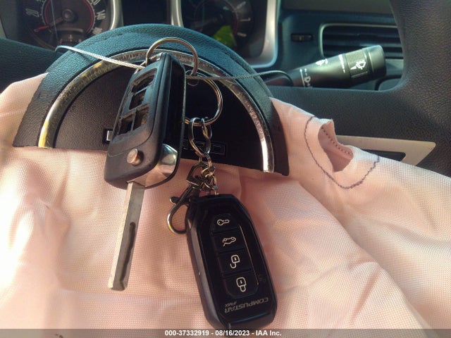 2011 CHEVROLET CAMARO 1LS VIN: 2G1FE1ED3B9135326