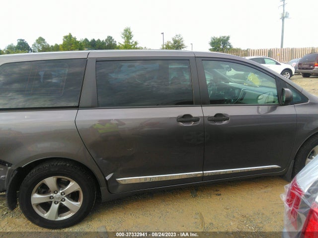 Toyota Sienna L 2016 5TDZK3DC1GS732605 Image 13