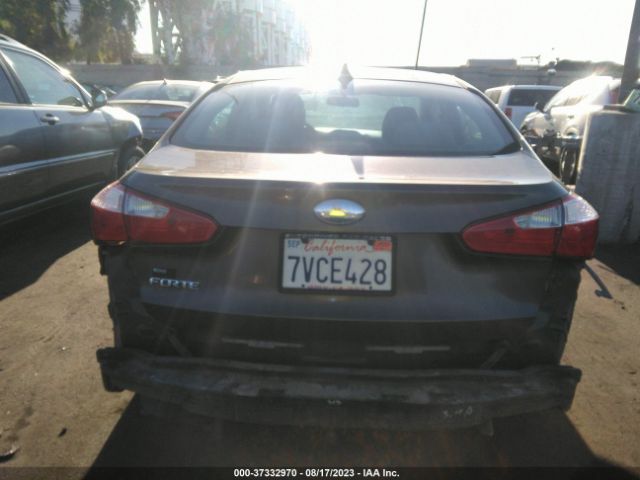KNAFX4A60E5240429 KIA FORTE LX