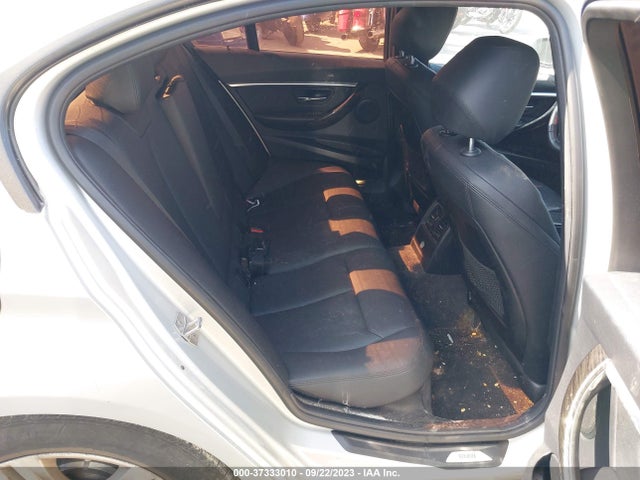 BMW 328i Xdrive 2016 WBA8E3G54GNU04761 Image 8