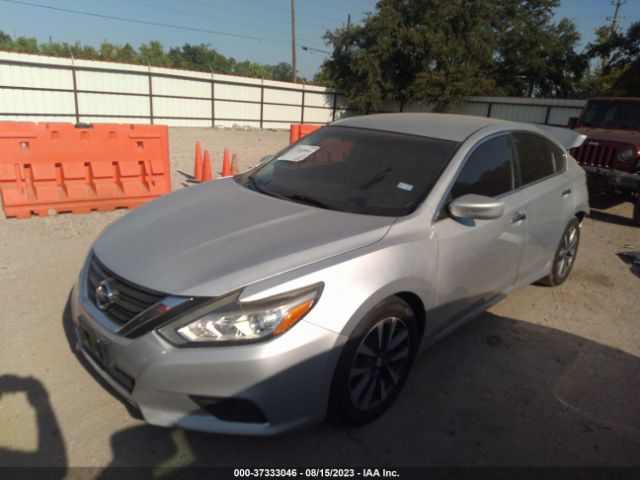1N4AL3AP5HC290647 Nissan Altima 2.5 Sv