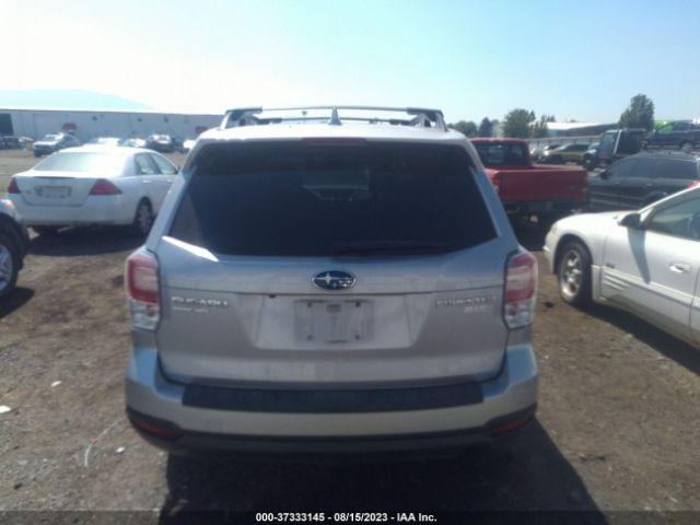 JF2SJAEC0HH527419 Subaru Forester Premium