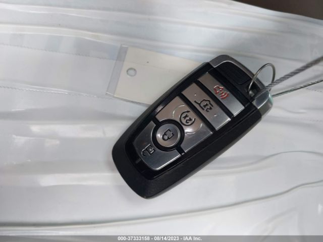 1FMCU0H69NUB92525 Ford ESCAPE SEL