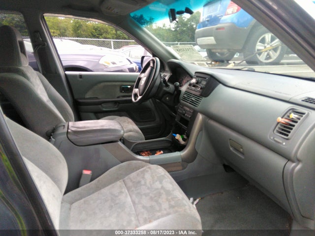 2003 HONDA PILOT EX VIN: 2HKYF18403H622622