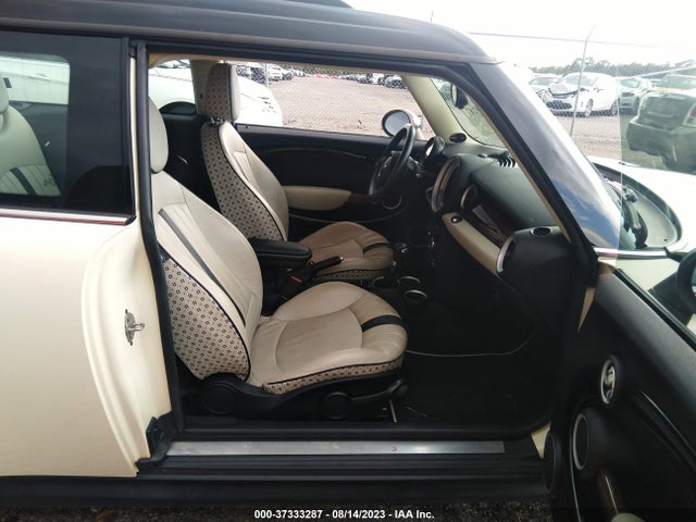 2012 MINI COOPER CLUBMAN WMWZG3C52CTY38199 Photo 4