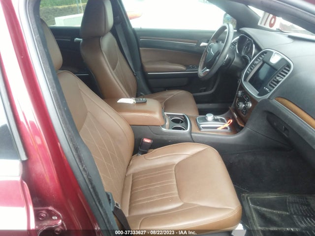 2C3CCAPT0KH619744 Chrysler 300 300c