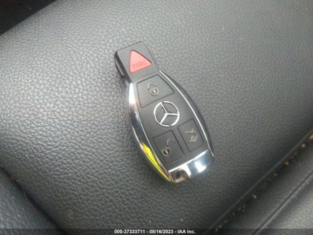 WDDSJ4GB4KN723723 Mercedes-Benz CLA