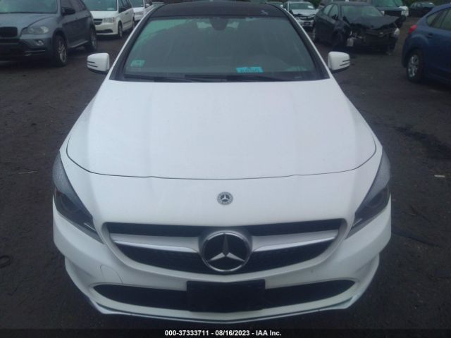WDDSJ4GB4KN723723 Mercedes-Benz CLA