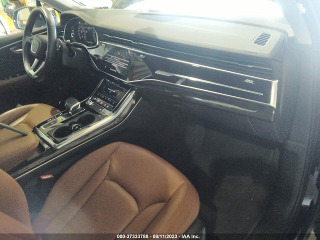 WA1LXBF75ND010381 Audi Q7 Premium Plus