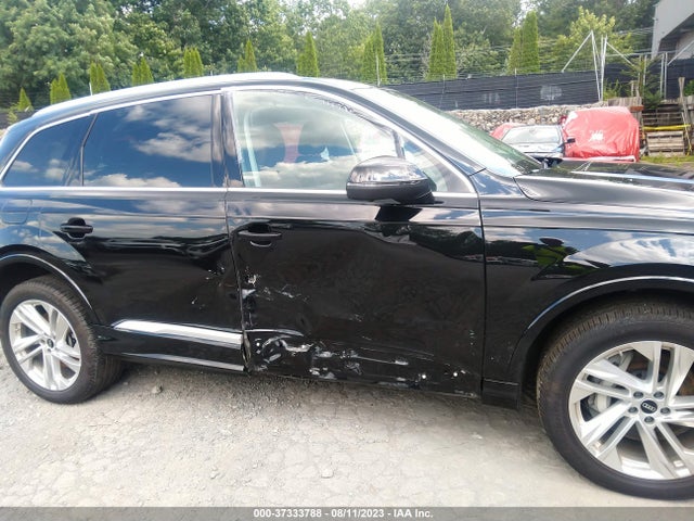WA1LXBF75ND010381 Audi Q7 Premium Plus